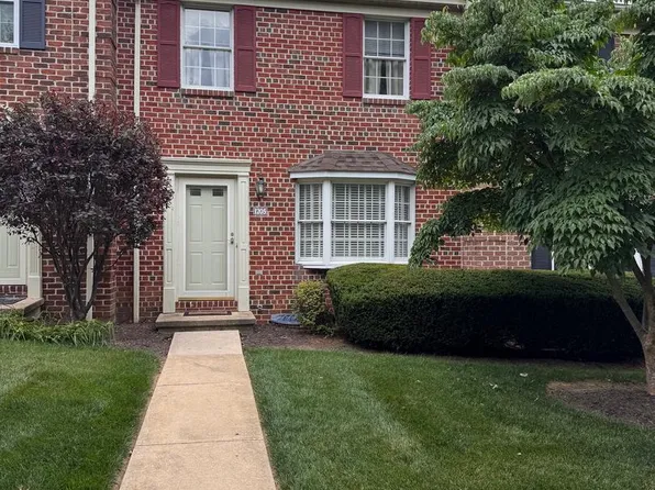 1205 Chambers Rdg #1205, York, PA 17402