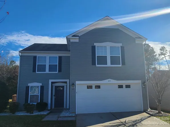 3212 Pikes Peak Dr, Gastonia, NC 28052