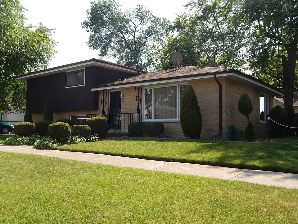 1st image of 8900 Meade Ave
