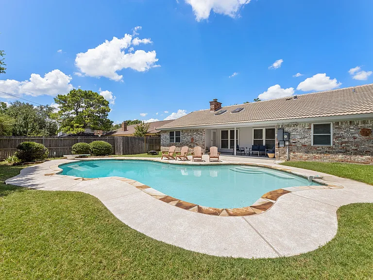 3312 Robinhood Ct — Photo 34
