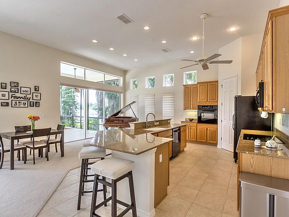 3rd image of 3625 Royal Fern Cir