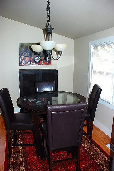 1 bed, 1.0 bath, 900 sqft, $1,500 — Photo 4