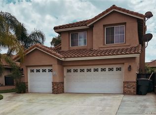 3070 Pembroke Cir, Corona, CA 92879