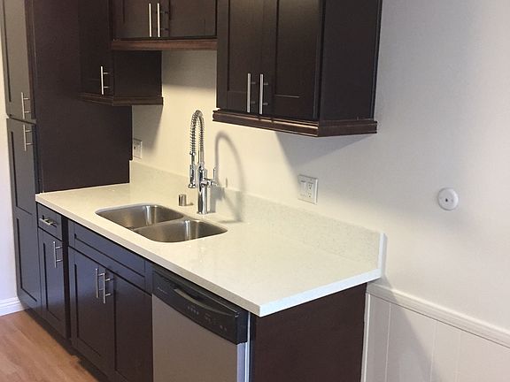 4th image of 1621 La Playa Ave APT 14