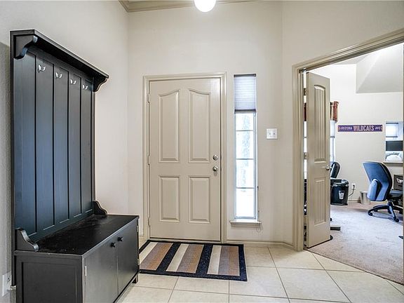 4th image of 5048 Harney Dr