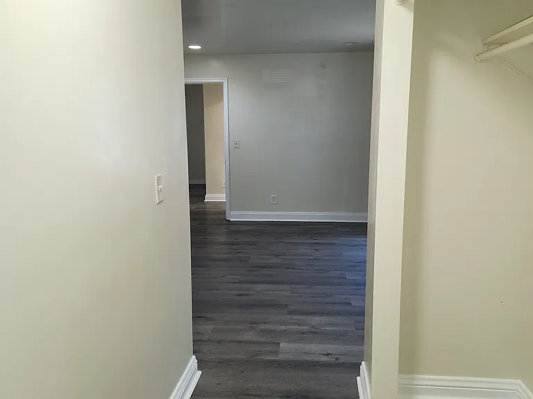 153 E 61st St #1 — Photo 16