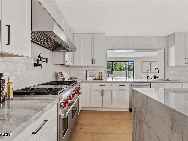 6302 E Aster Dr — Photo 1