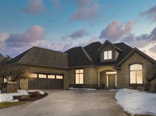 2715 Grenadier Ct, Fort Wayne, IN 46804