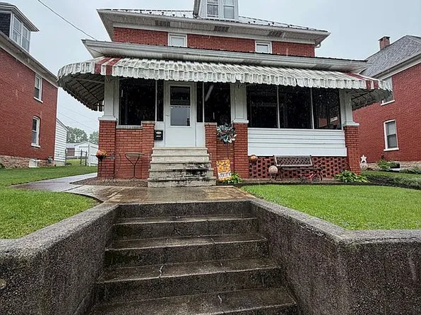 508 Walnut St, Roaring Spring, PA 16673