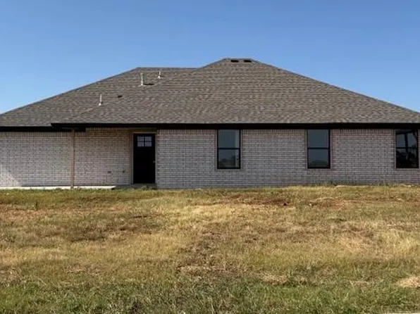 1812 Sommerset Pl, Altus, OK 73521