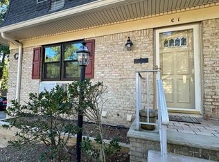 768 Springfield Ave APT C1, Summit, NJ 07901