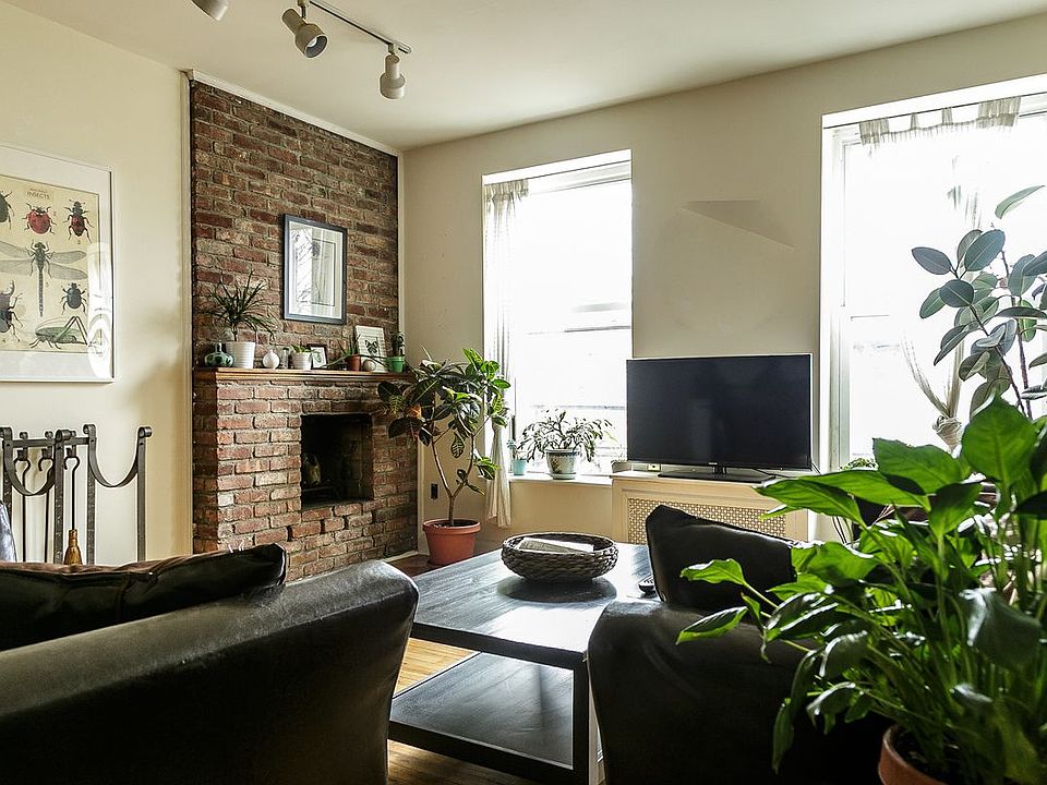 1st image of 234 Sackett St APT 4L
