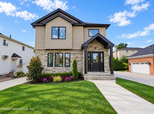 92 Connecticut St, Staten Island, NY 10307