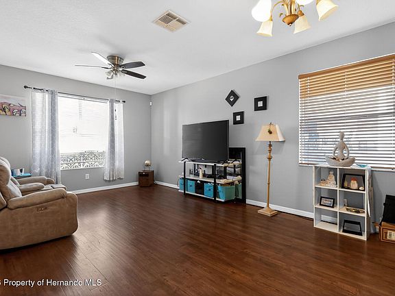 5th image of 8483 Pinetop Ridge Ln