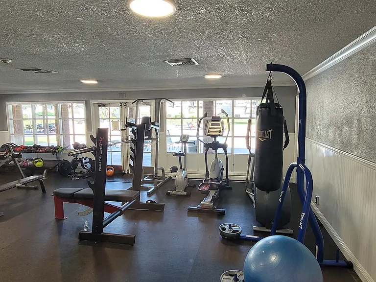 22311 Caminito Arroyo Seco #C — Photo 30