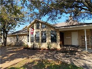 4th image of 208 Rock Springs Ct