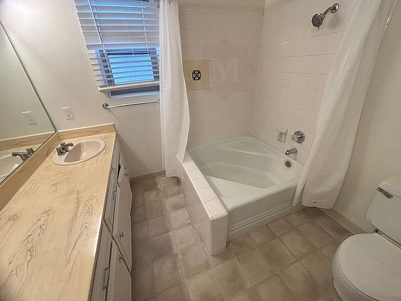 5th image of 431 Ellwood Beach Dr #7