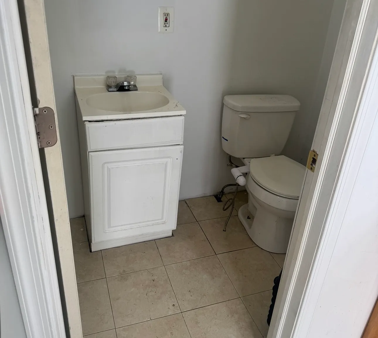 5523 Baynton St — Photo 2