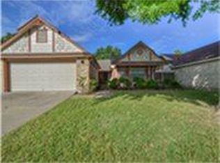 3230 Meadway Dr, Houston, TX 77082