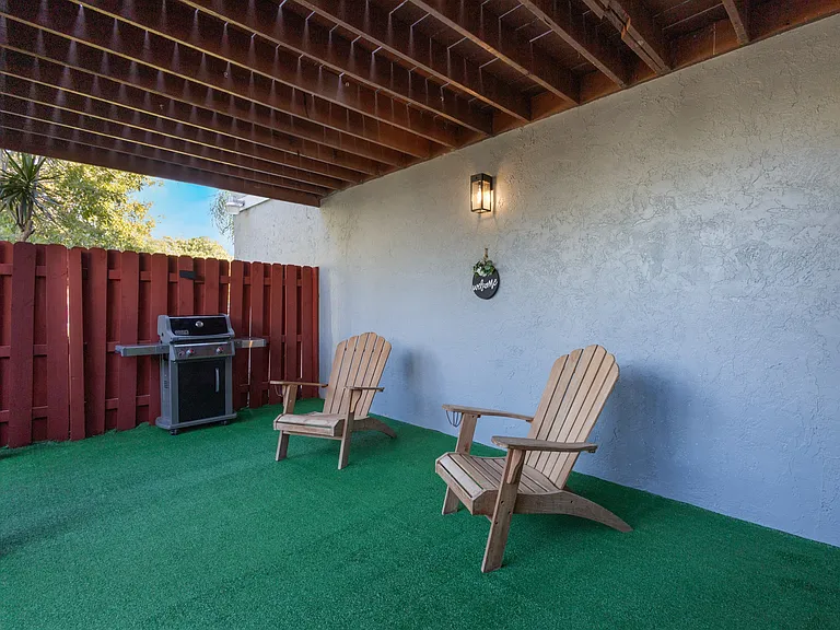 7 Crossings Cir #H — Photo 44