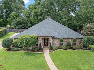 1001 University Dr, Carthage, TX 75633