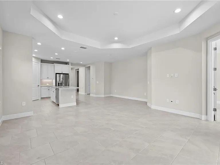 2373 Ariane Dr — Photo 6