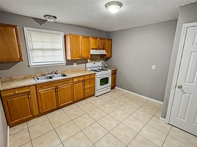5th image of 621 Cumberland St #C