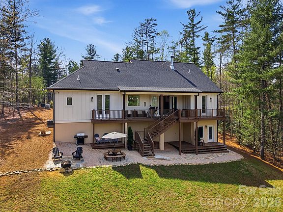 2nd image of 217 Sycamore Dr