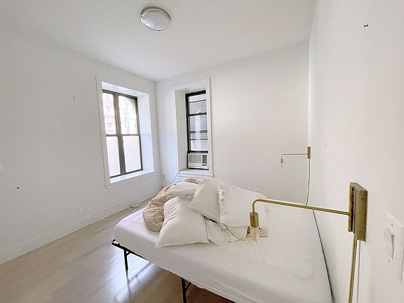 3rd image of 20 Morningside Ave #1AC