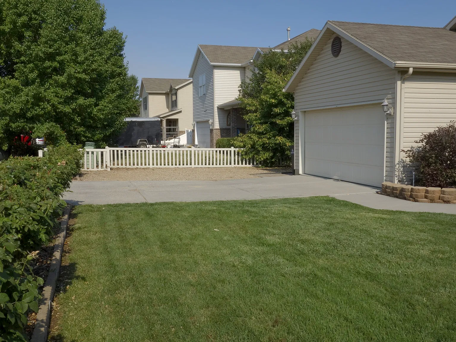 3 bed, 1450 sqft, $1,800 — Photo 4