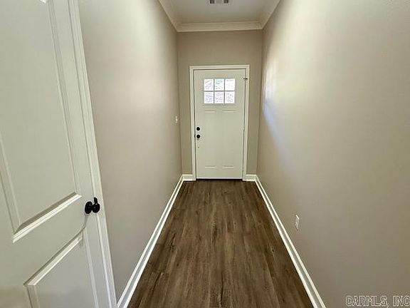 3rd image of 237 Fox Chase Cir