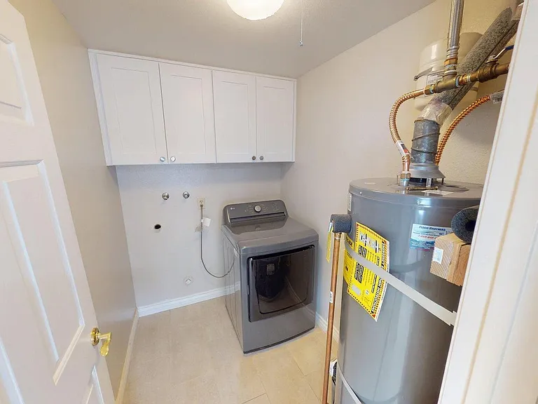 336 Green Moor Pl — Photo 12