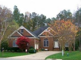 112 Lochmere Ct, Yorktown, VA 23693