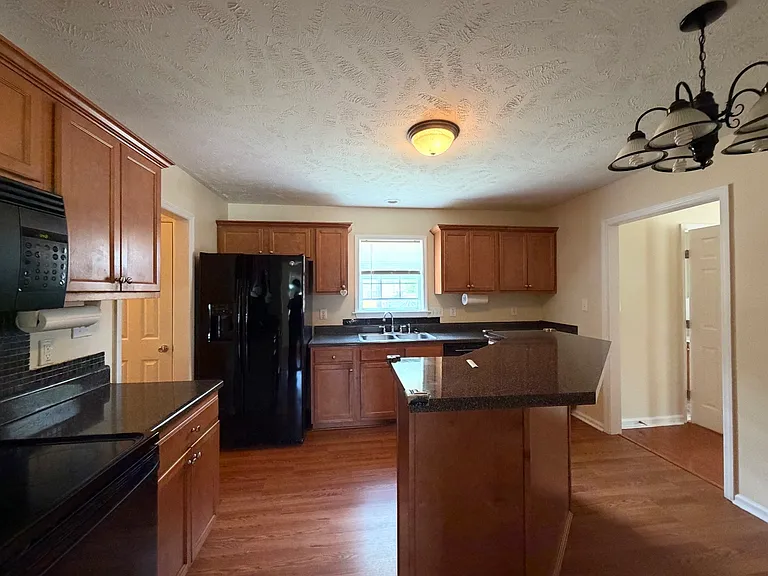 4426 Round Stone Ct — Photo 3