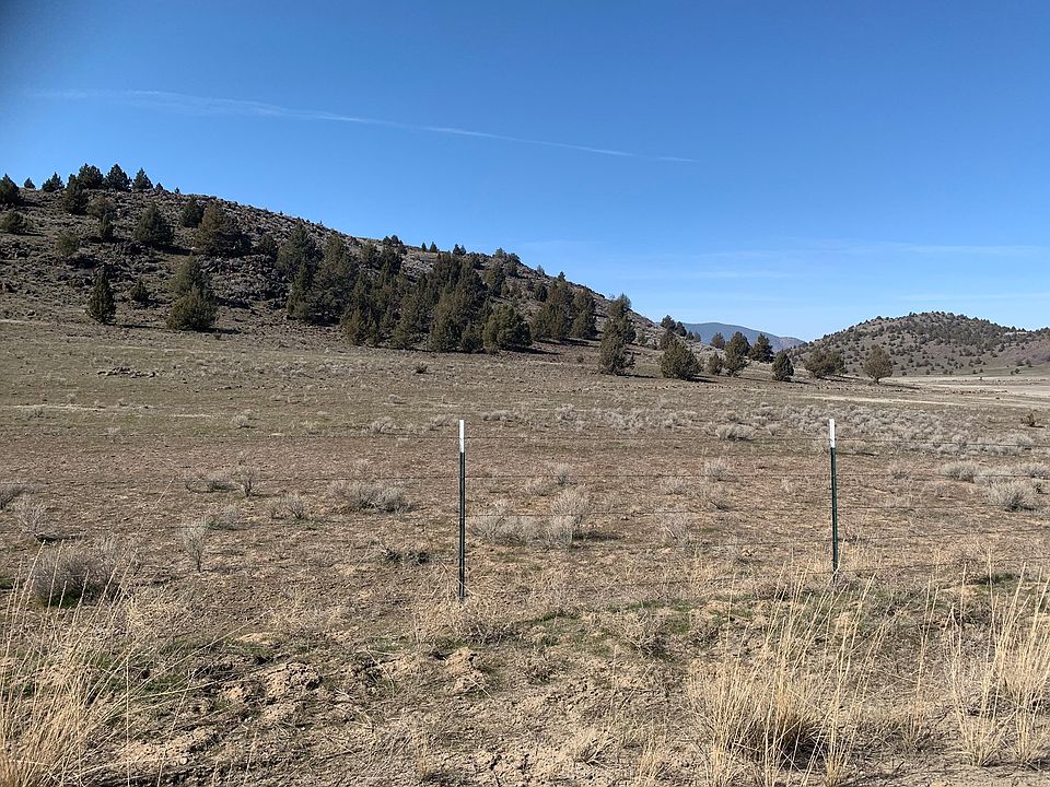 2197 E Louie Rd, Grenada, CA 96038 | Zillow