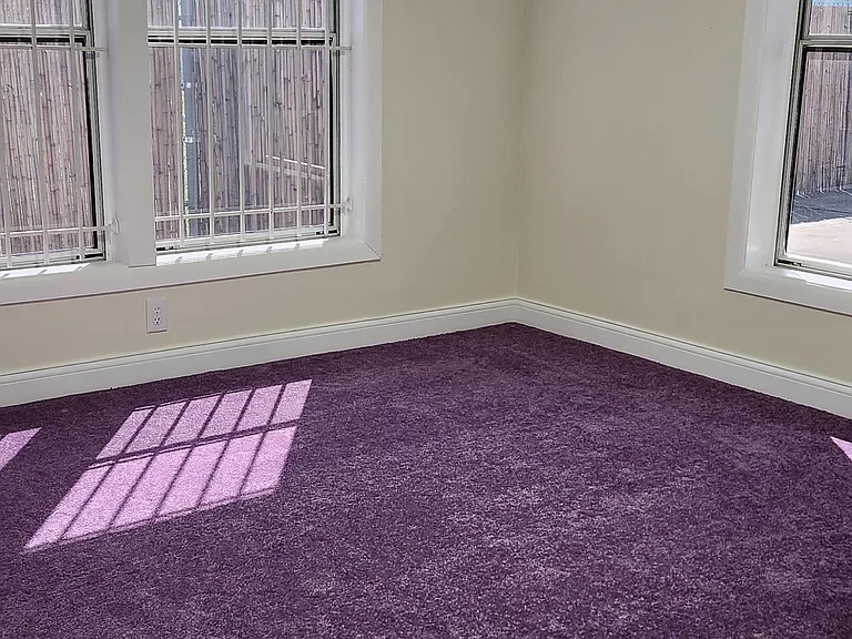 big rooms, lots of light, ceiling fans