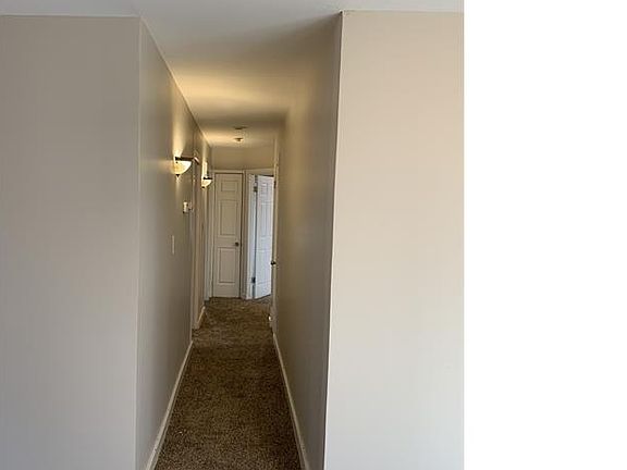 2nd image of 25434 Wiseman St
