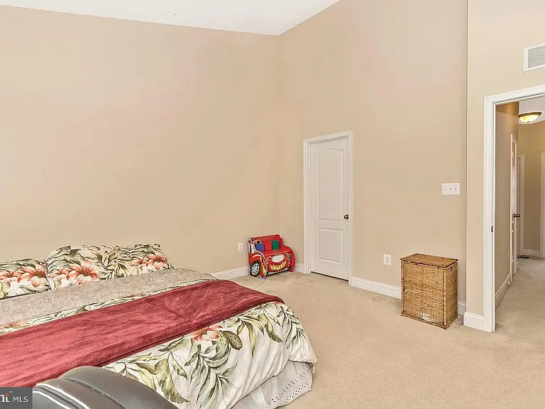 11882 Country Squire Way — Photo 24