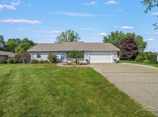 1609 E Stewart Rd, Midland, MI 48640
