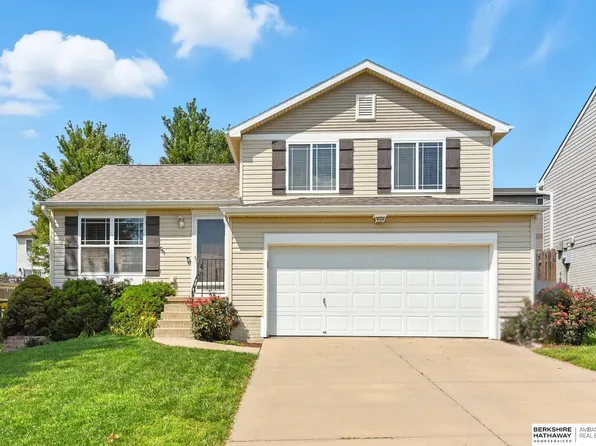 15410 Clay St, Bennington, NE 68007