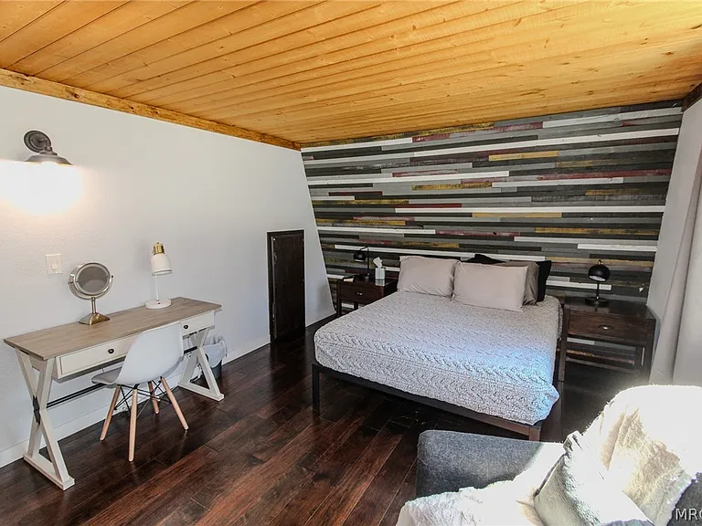 913 W Aeroplane Blvd — Photo 20