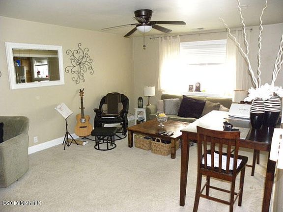 4th image of 3608 Lakeshore Dr APT B3