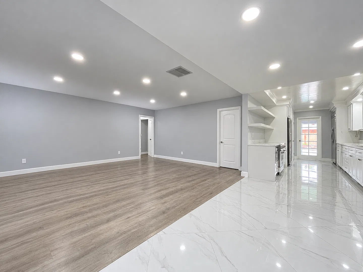 3 Bedroom 3 Bath Single Story Pool Home — Photo 3