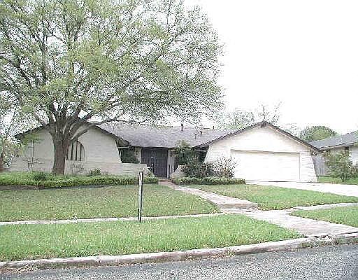1st image of 322 HARRIETT DR