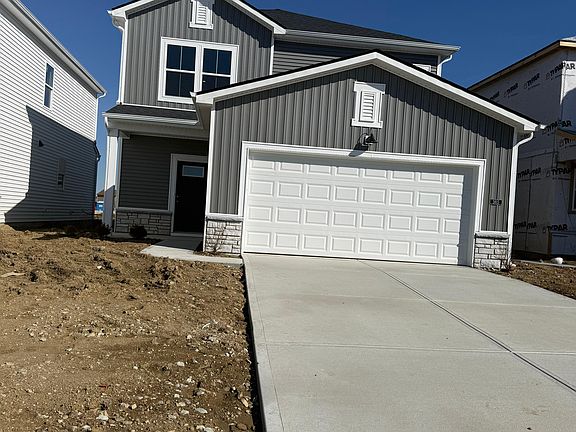 3rd image of 3815 Sterling Dr