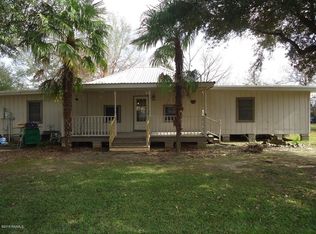 1045 Melrose Dr, Breaux Bridge, LA 70517