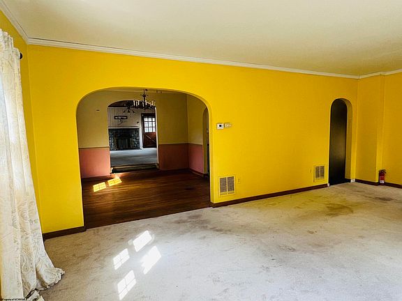5th image of 1337 Peacock Ln