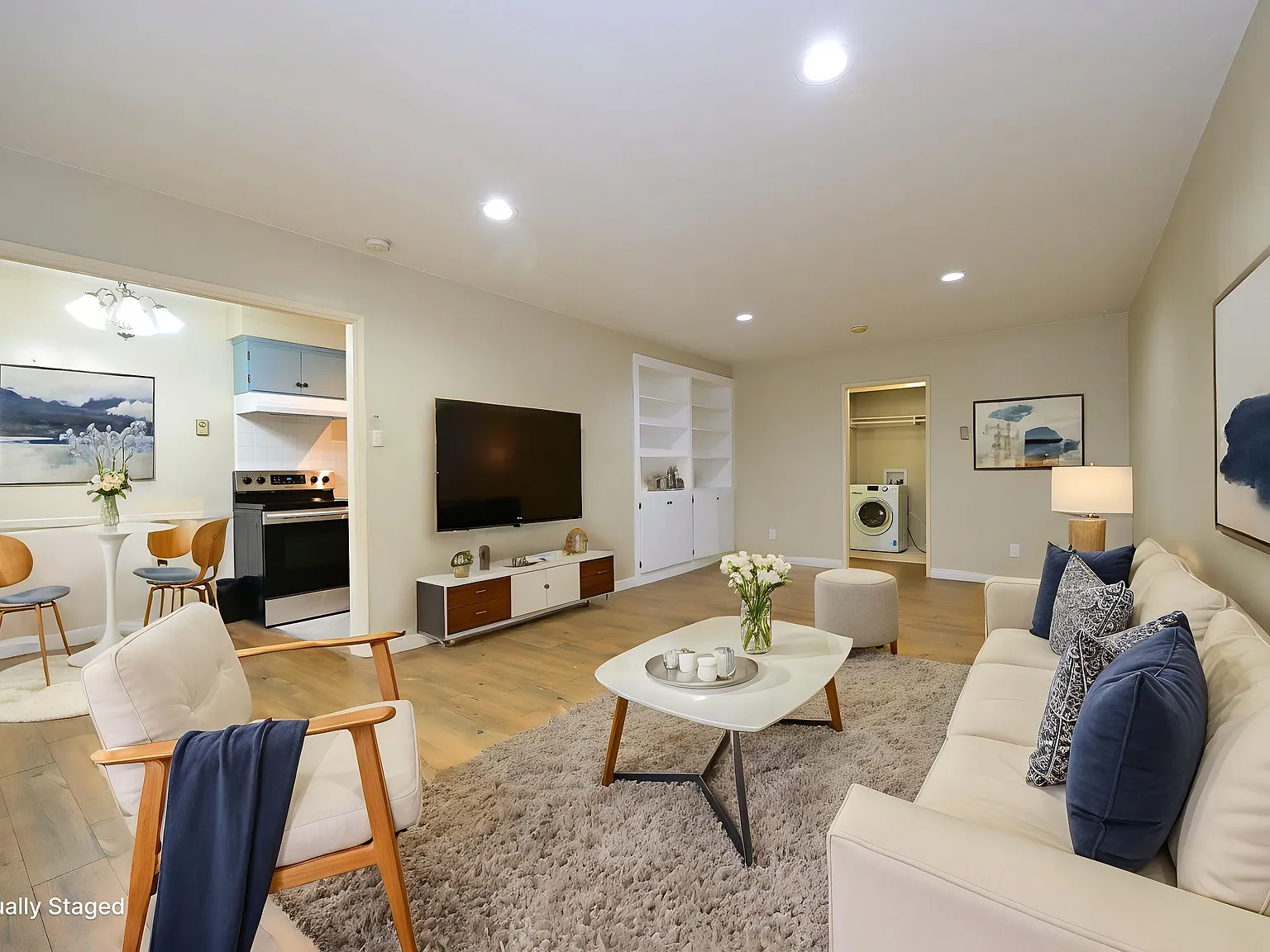 Studio, 550 sqft, $1,950 — Photo 2