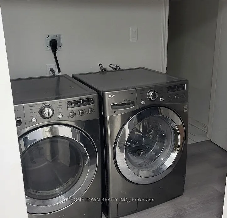 2 bed, $2,290 — Photo 4