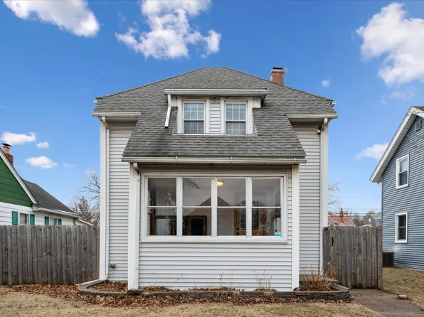 114 S Elmwood Ave, Davenport, IA 52802